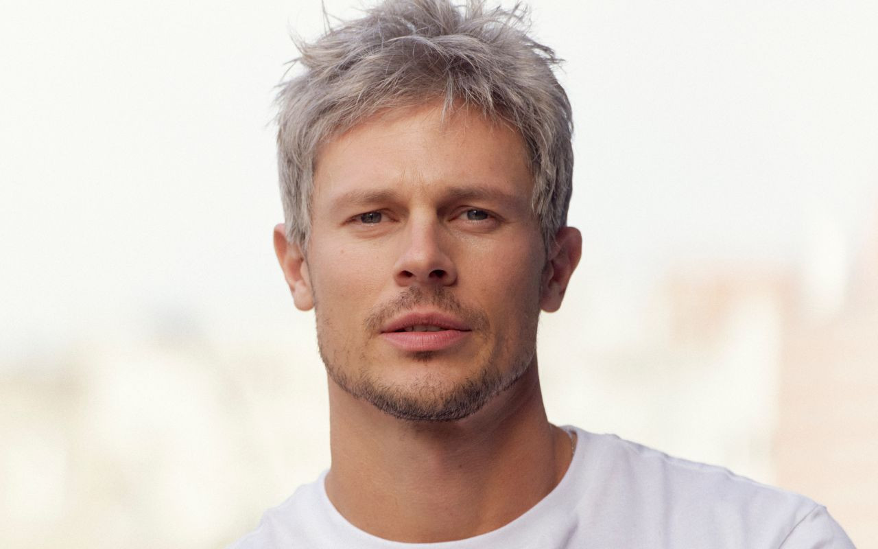 Tout savoir sur les compléments capillaires : solutions, pose et durabilité