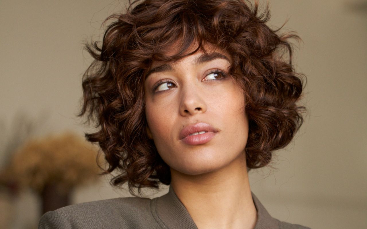 Comment prendre soin de sa perruque : les conseils NJ Création